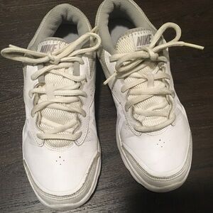 Nike Training Core Motion TR-2, White and Silver, Women's‎ Size 5 Eur 35.5